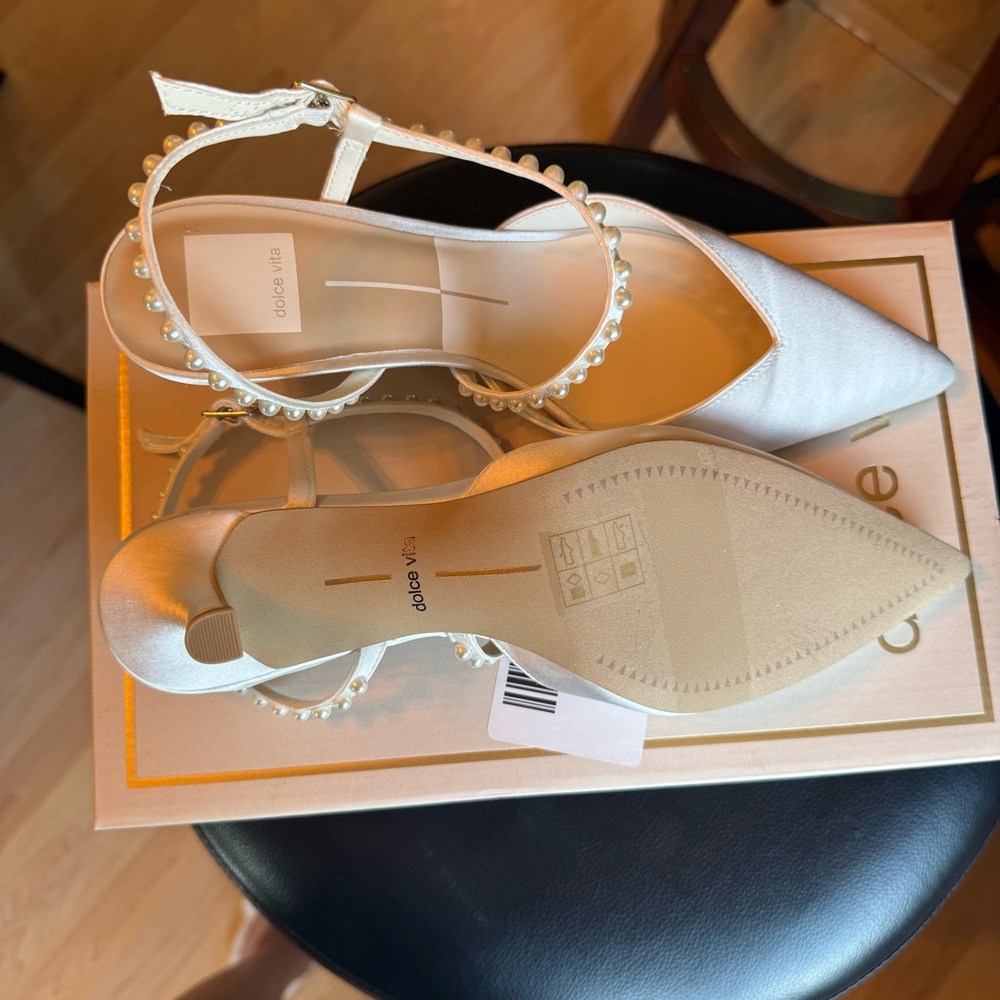 Dolce Vita Kamra Pearl Heels True White Satin - Picture 7 of 7